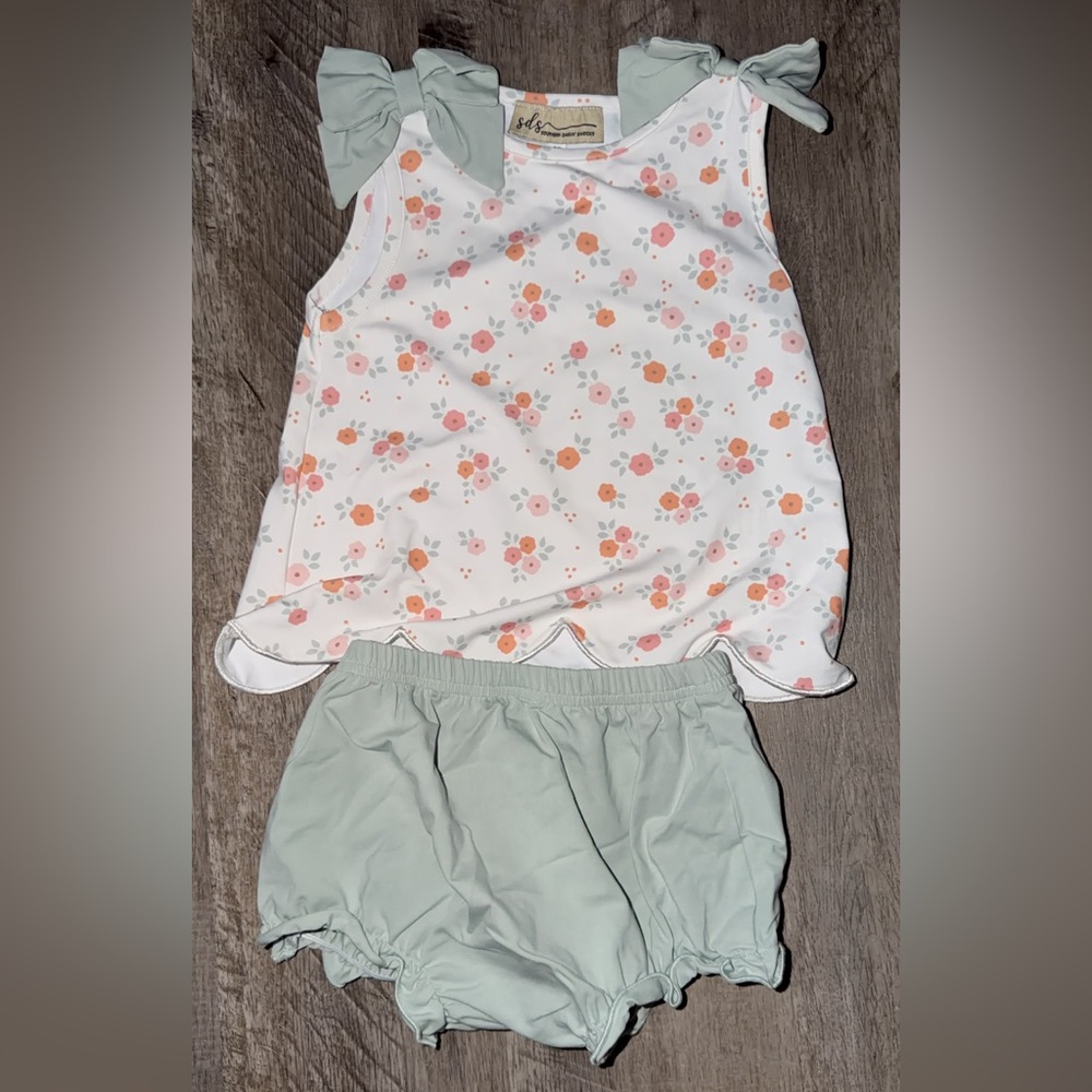 Floral Print Kids Outfit with Bow Details